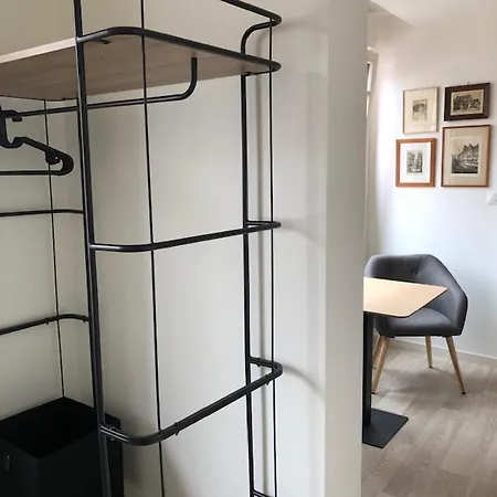 Maria De La Maison Saint-josse * 콜마